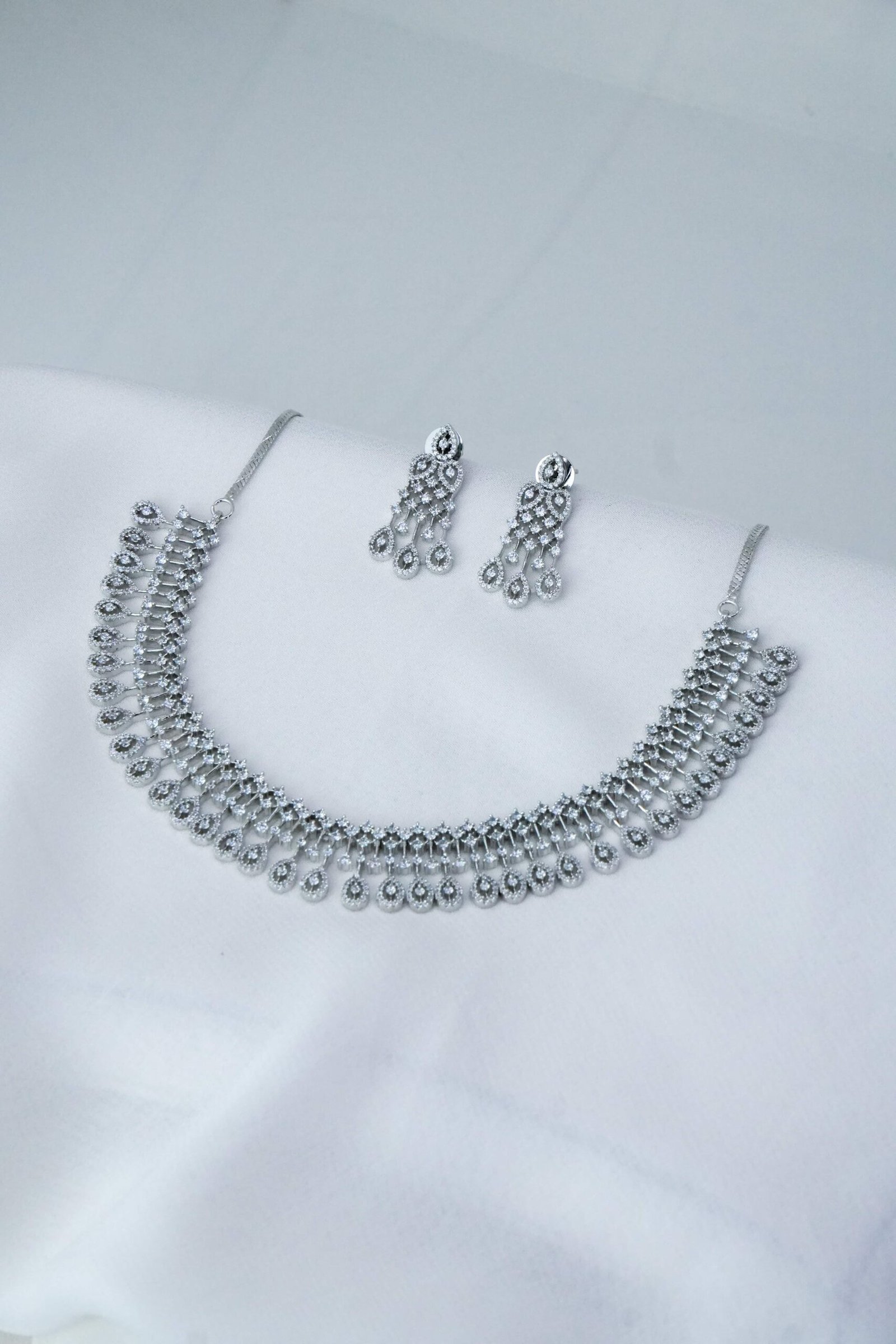 DSC04966.jpg Regal Radiance Necklace - Image 1