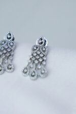Regal Radiance Necklace - Image 3